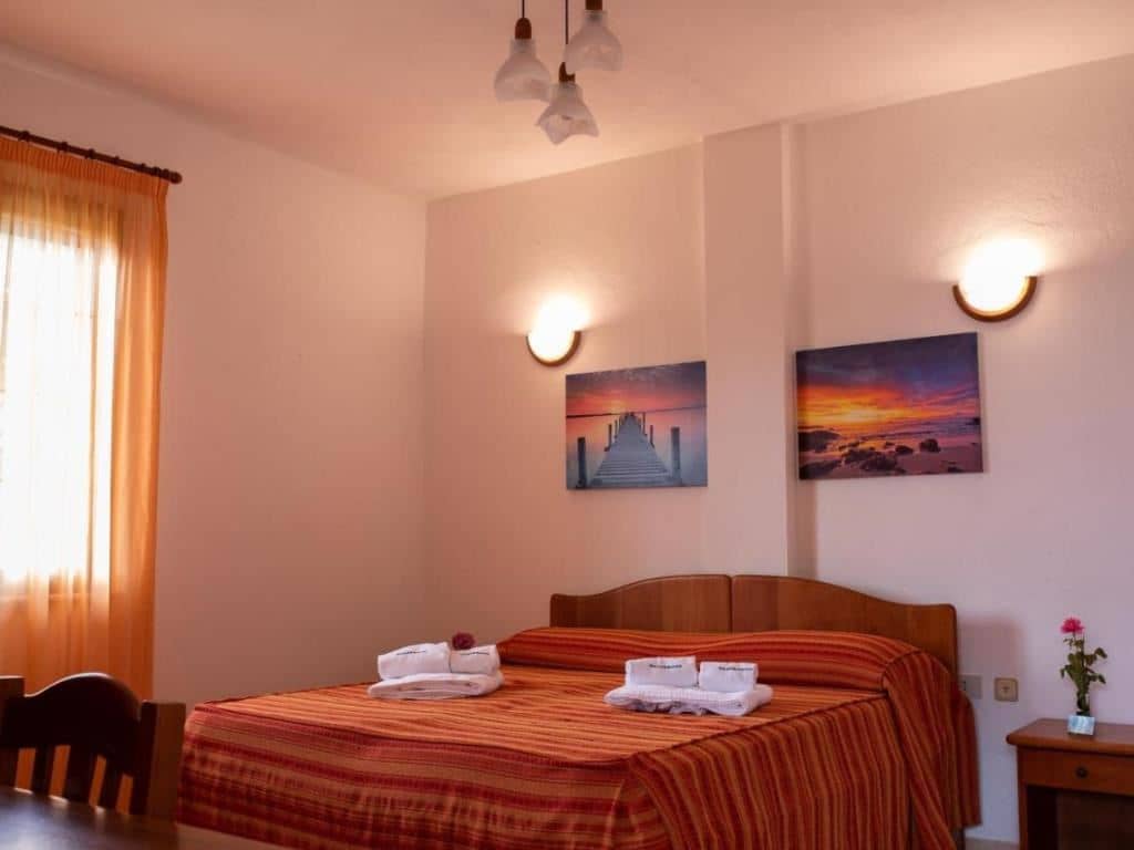 rooms-standard-room
