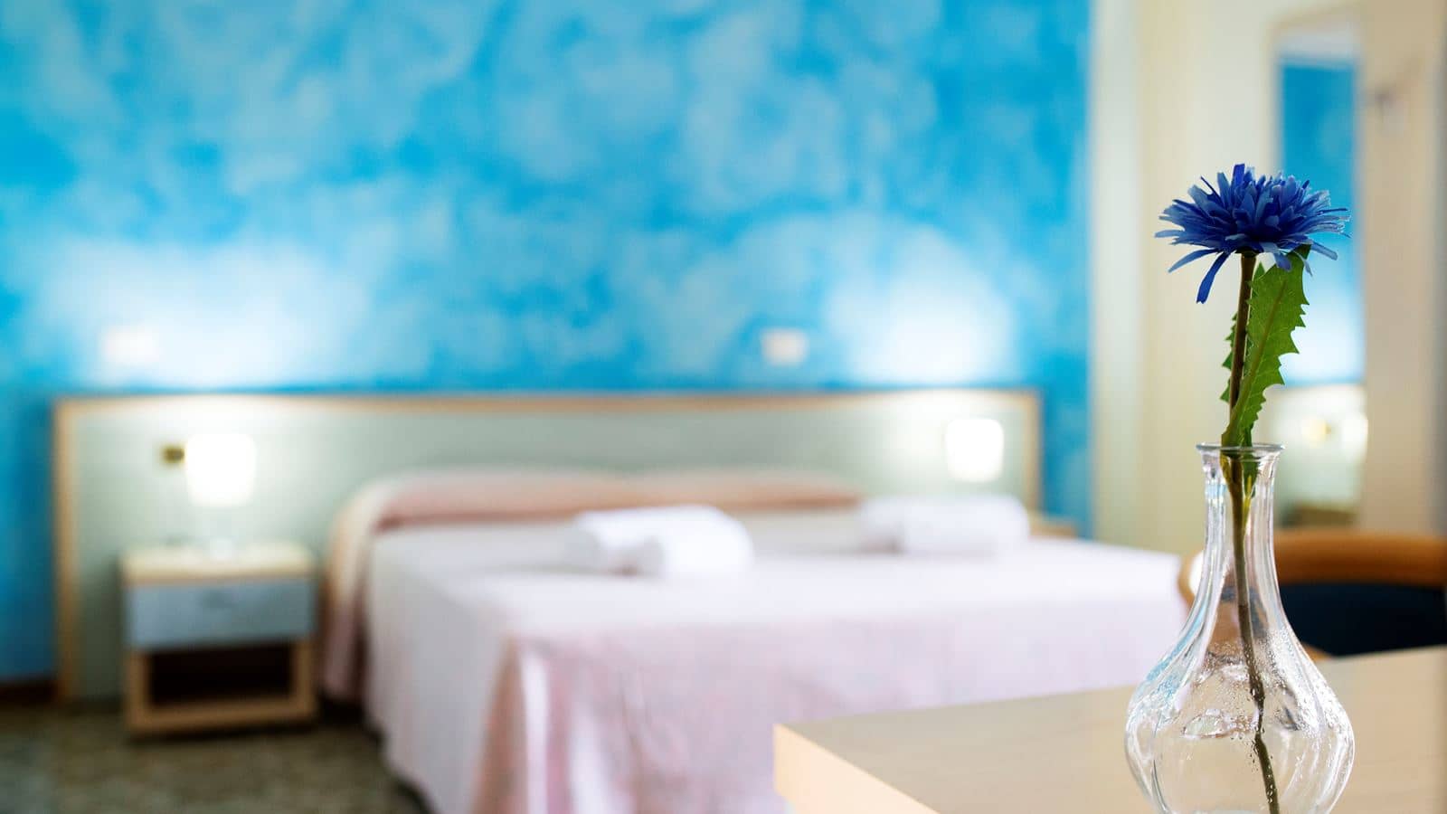 rooms-standard-room