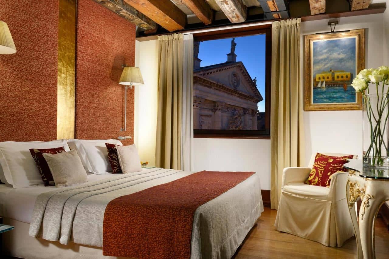 rooms-deluxe-lateral-canal-single-use