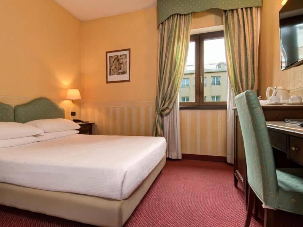 rooms-deluxe-triple