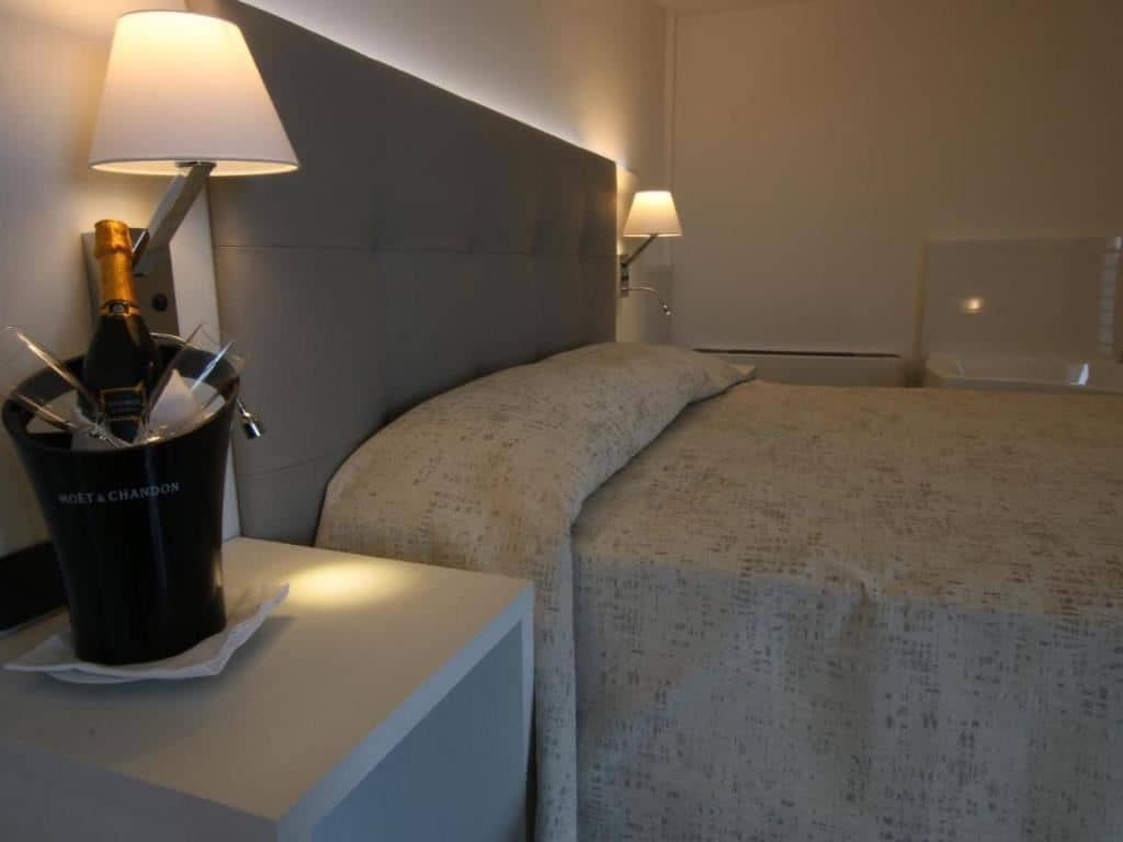 rooms-living-room