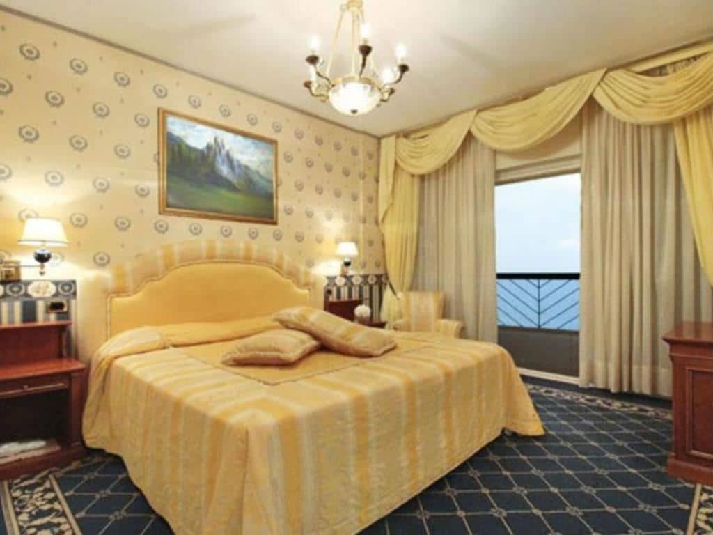 rooms-king-tower-executive-suite-3-pax