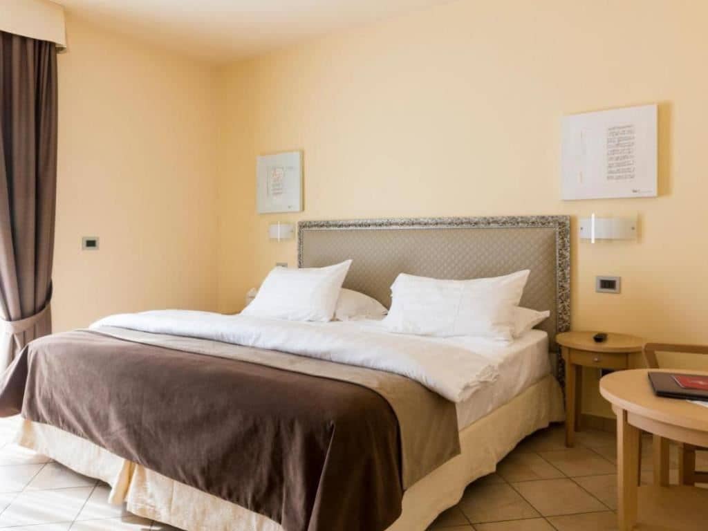 rooms-double-room