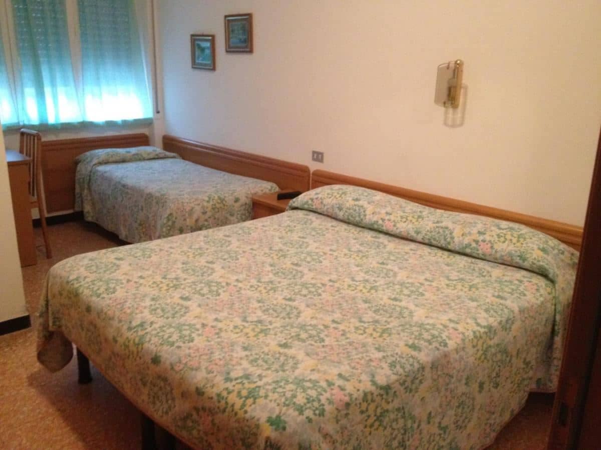 rooms-triple-room
