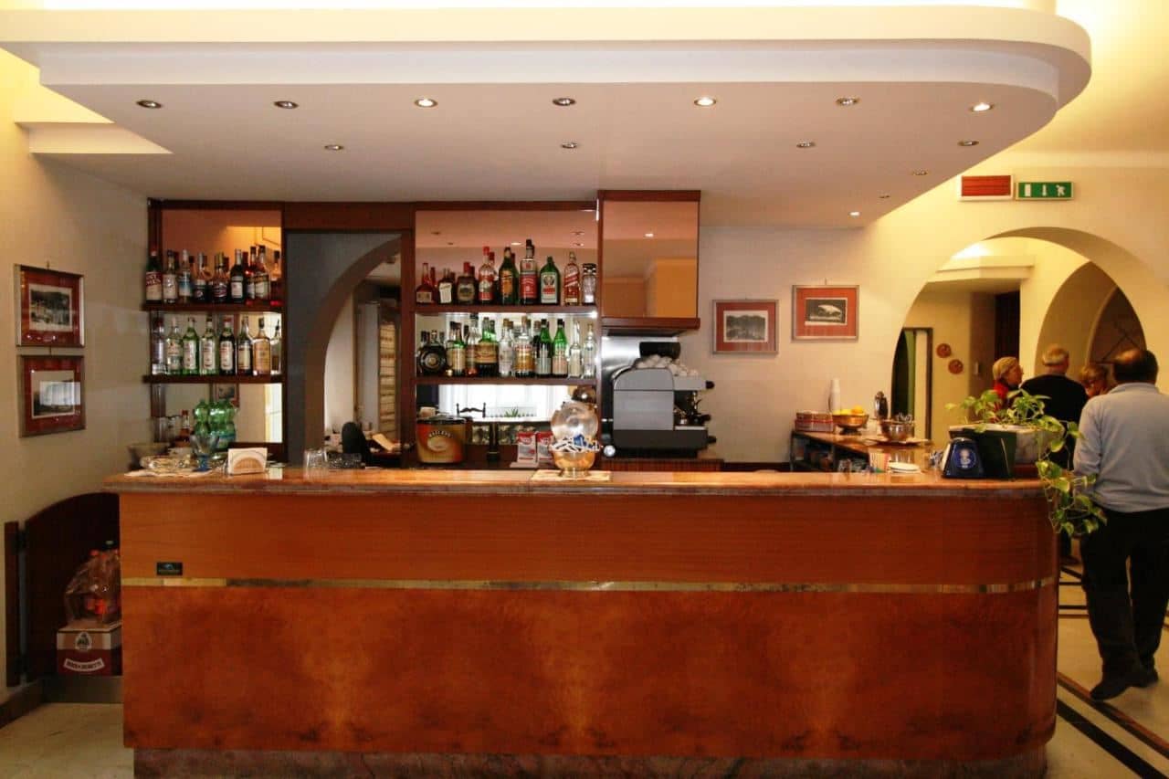 bars-bar
