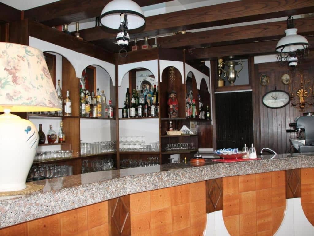 bars-bar