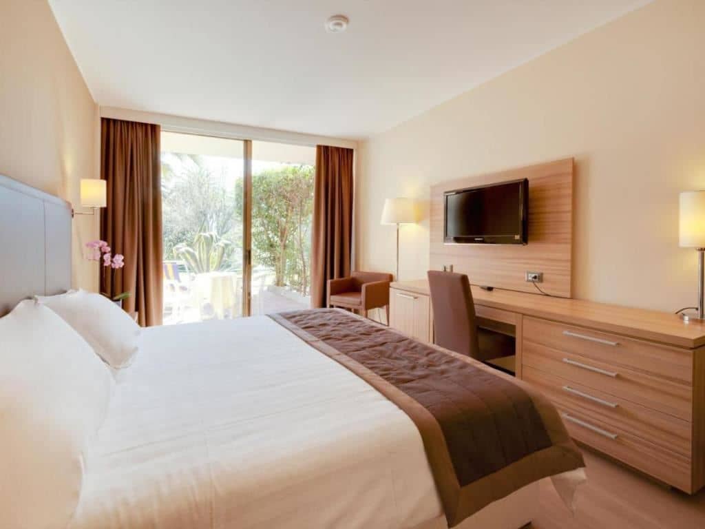 rooms-junior-suite-2-pax-balcone-vmare
