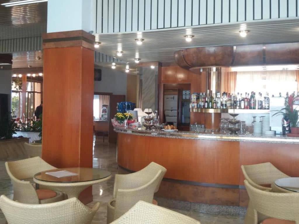 bars-bar