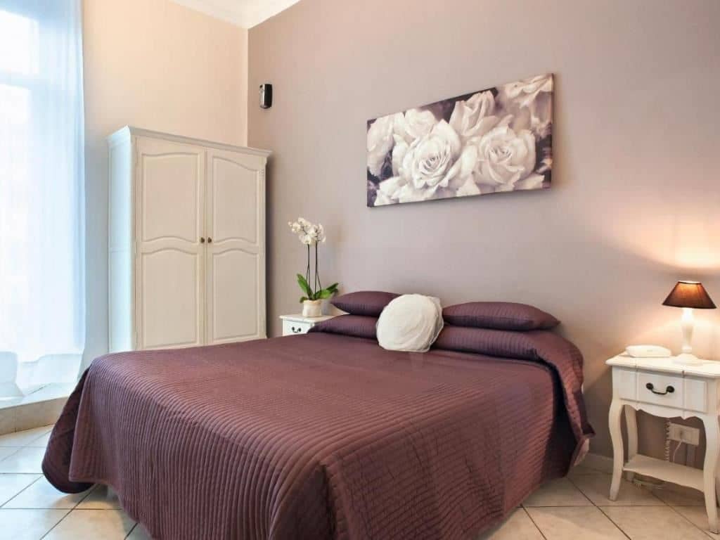 rooms-triple-room