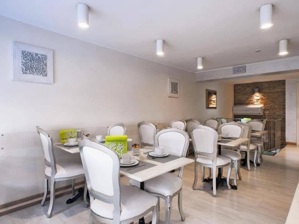 restaurants-restaurant
