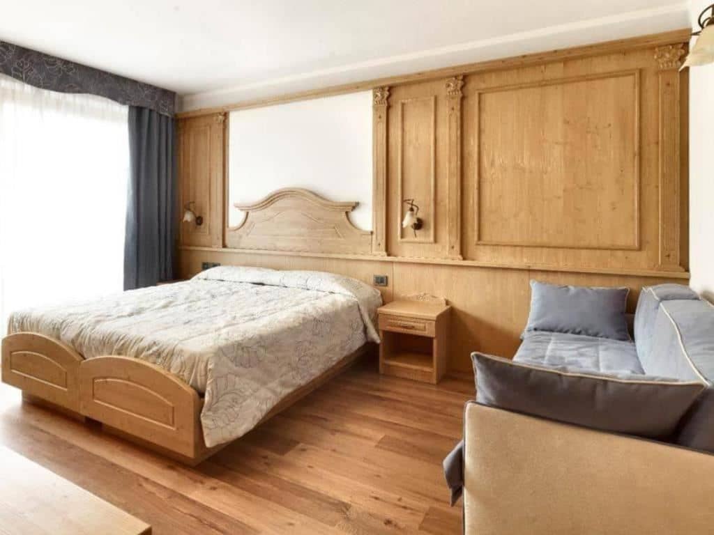 rooms-standard-room-dolomia-4-pax