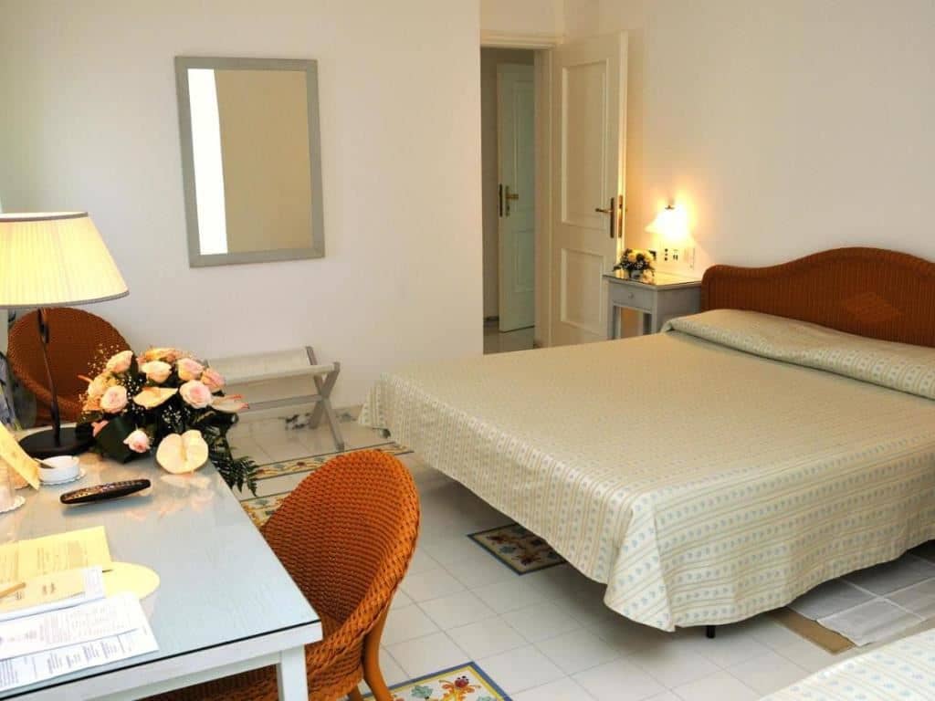 rooms-double-room