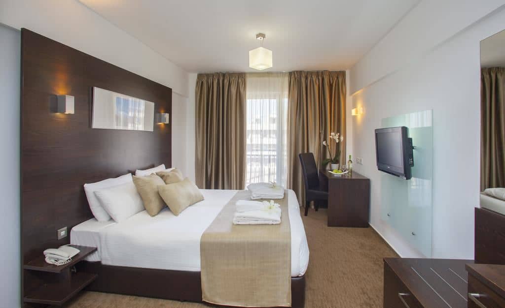 rooms-twin-standard-room
