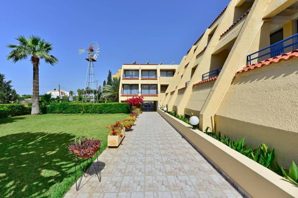 general-main-building
