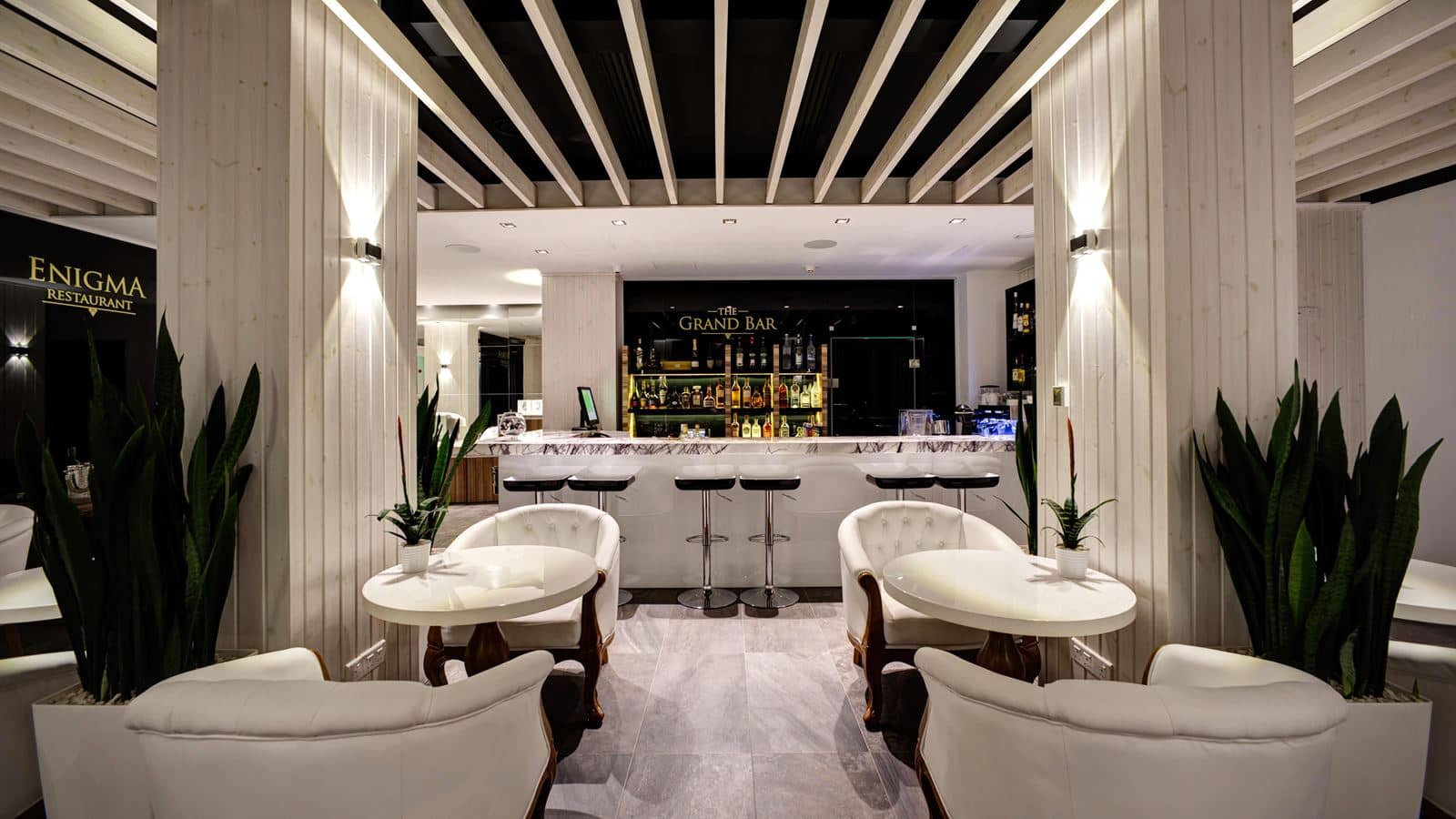 bars-the-grand-bar
