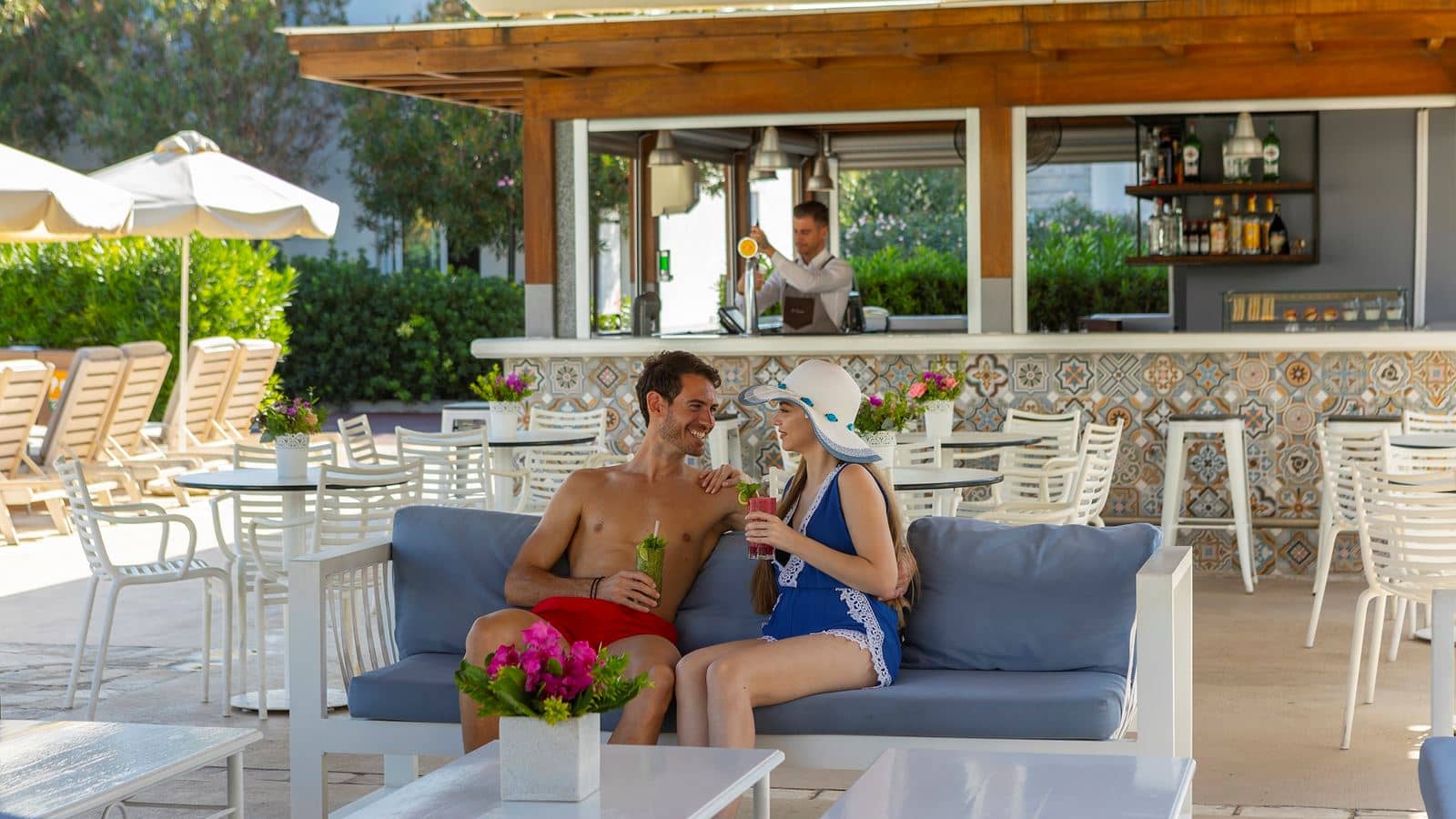 bars-lagoon-pool-bar