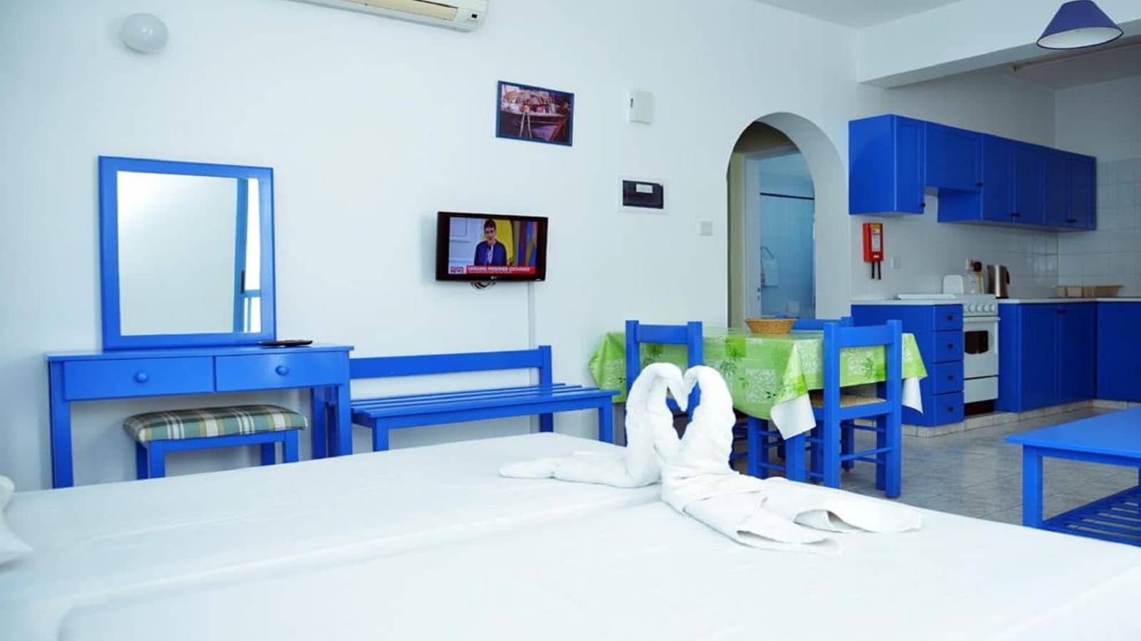 rooms-standard-studio-inland-view-balcony-or-terrace