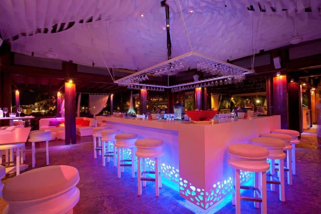 bars-lobby-bar