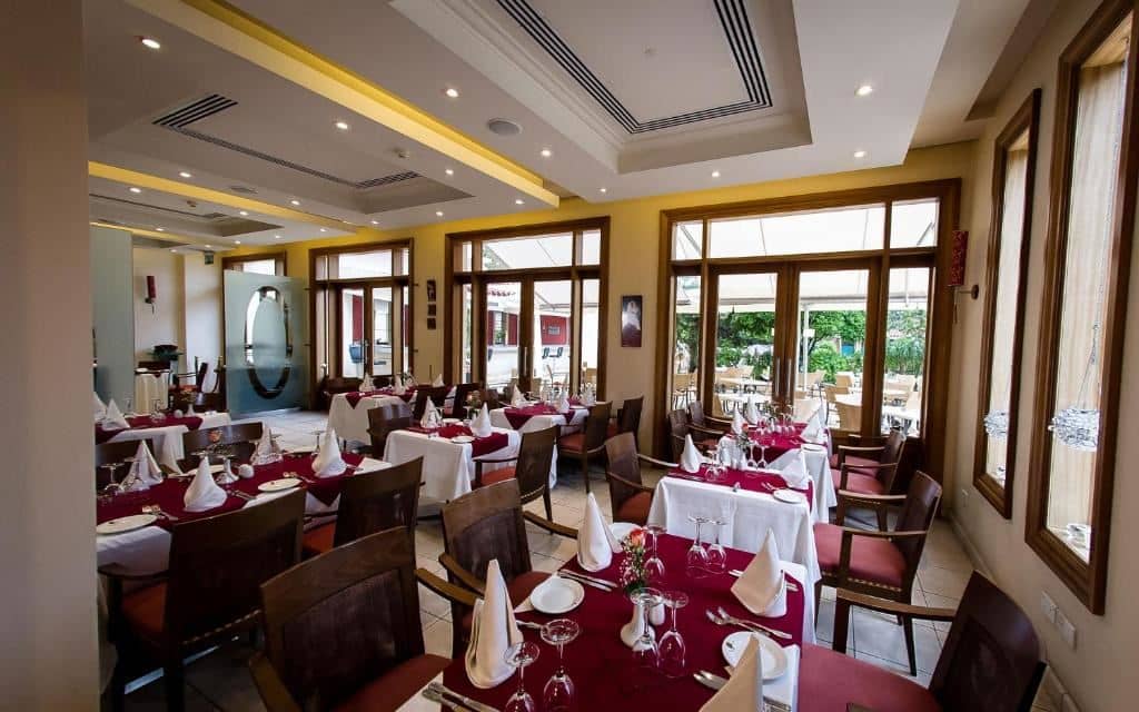 restaurants-main-restaurant