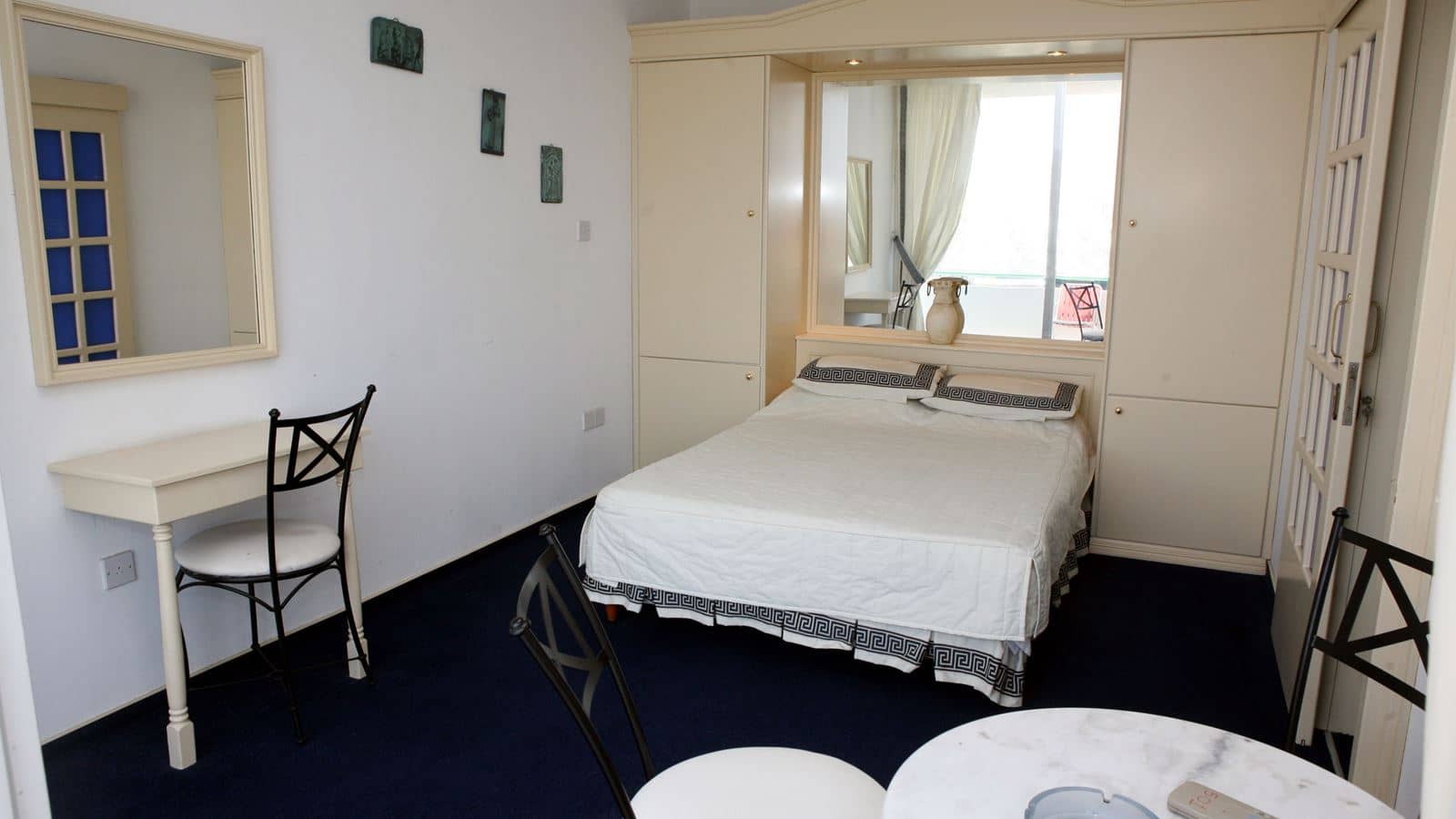 rooms-singleuse-superior-room-balcony-or-terrace