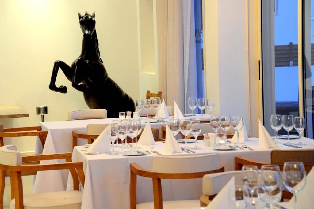restaurants-main-restaurant