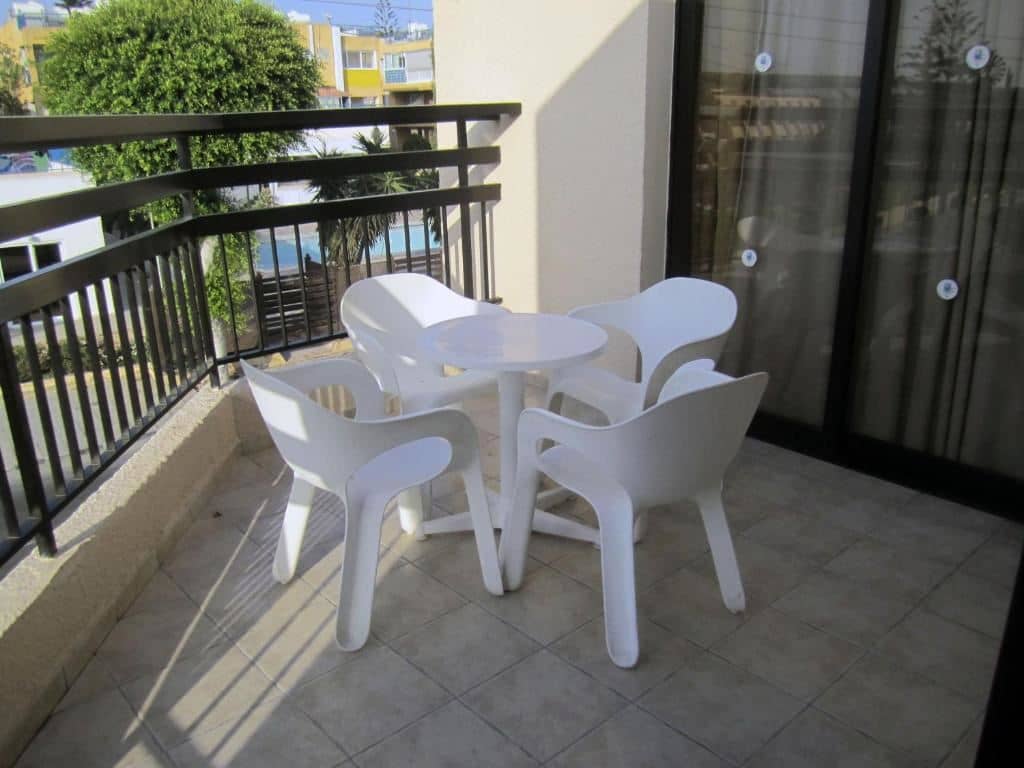 rooms-2-bedroom-standard-apartment