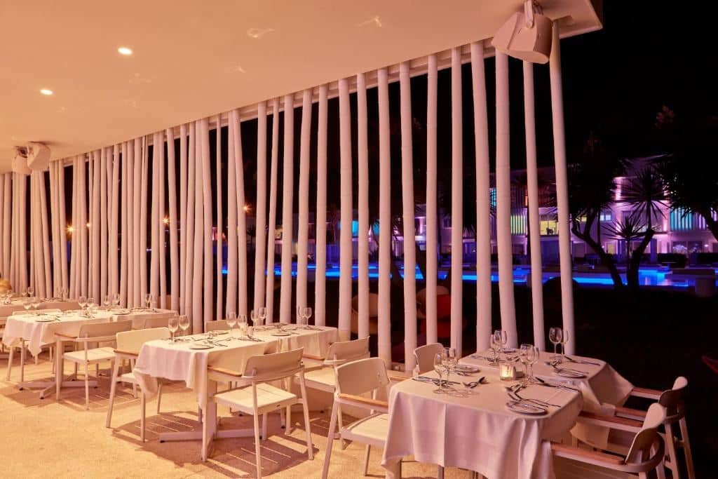 restaurants-blu-main