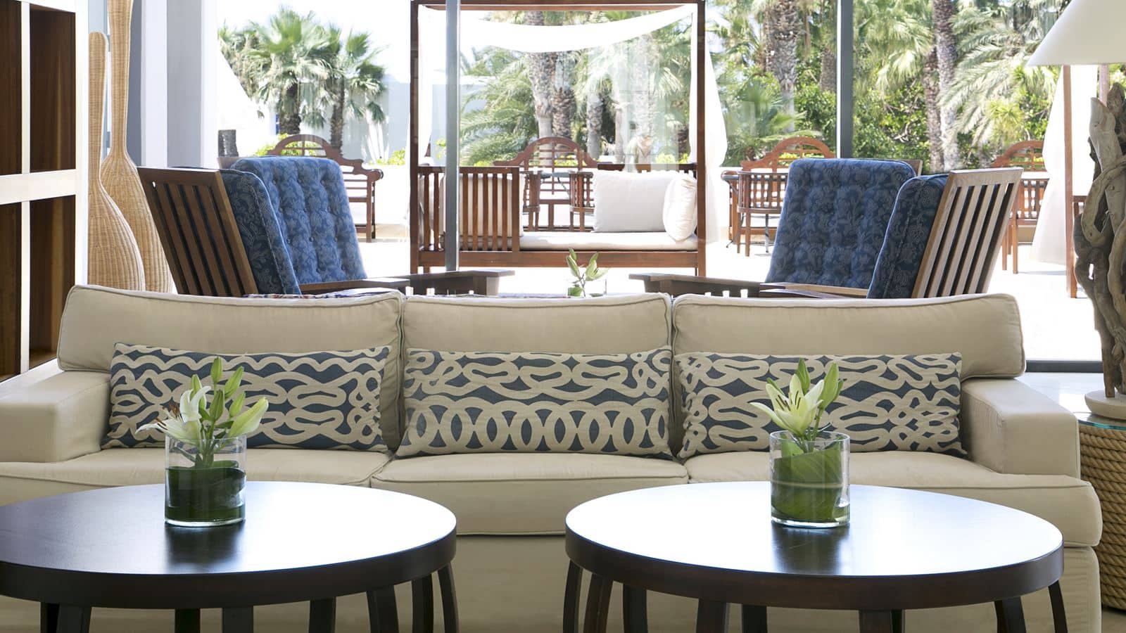 bars-lobby-lounge