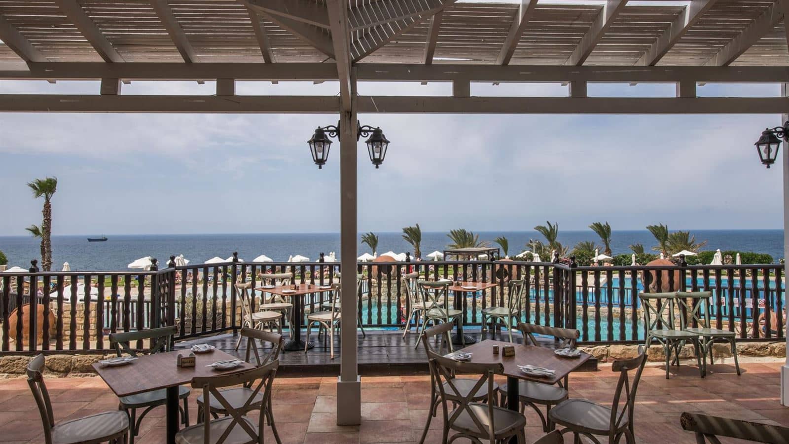 restaurants-akamas