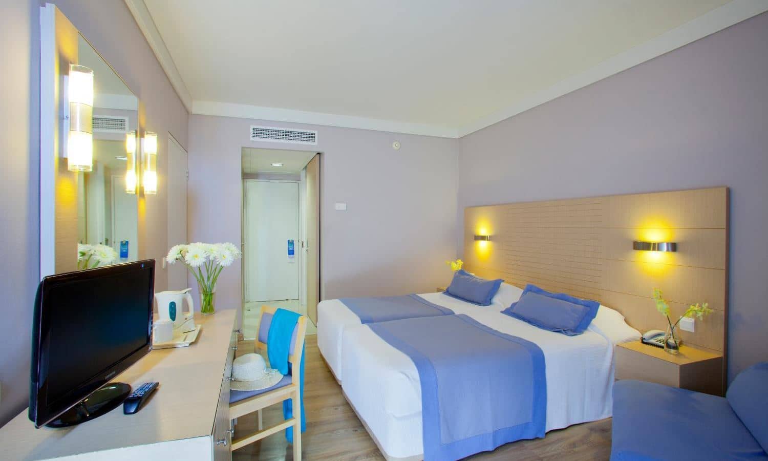 rooms-standard-room
