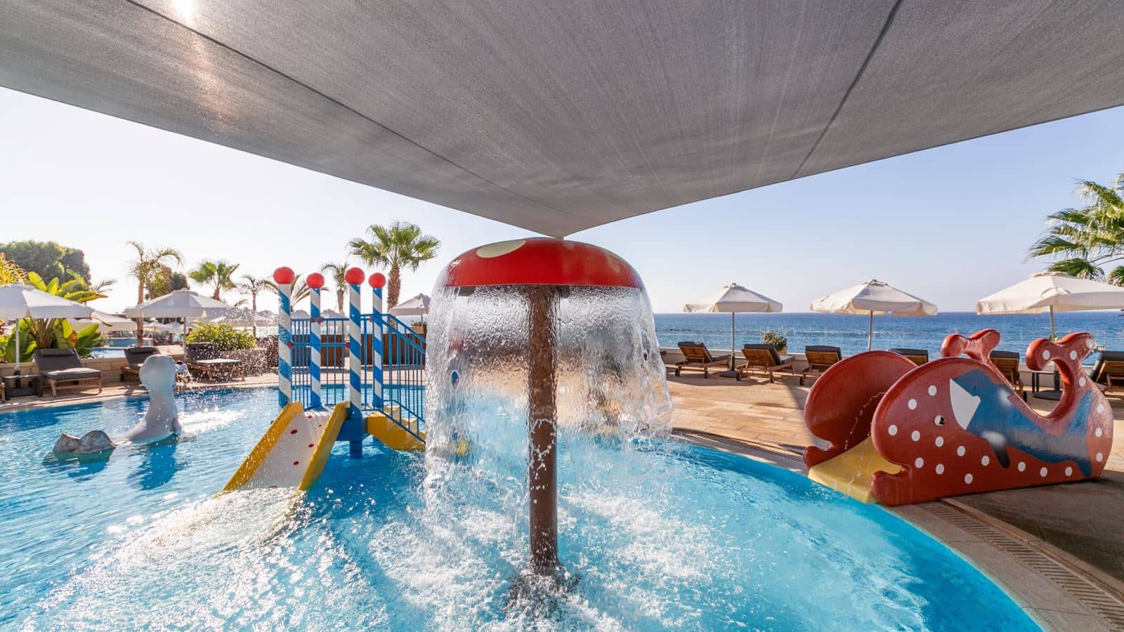 pools-outdoor-childrens-pool