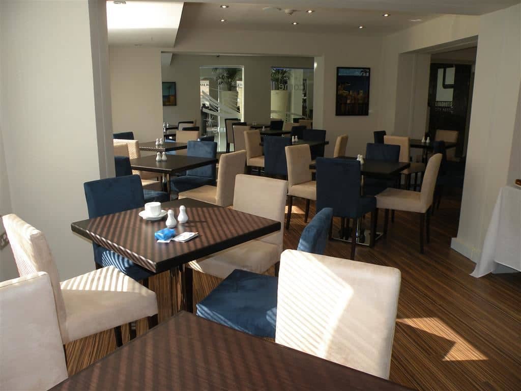 restaurants-blue-café
