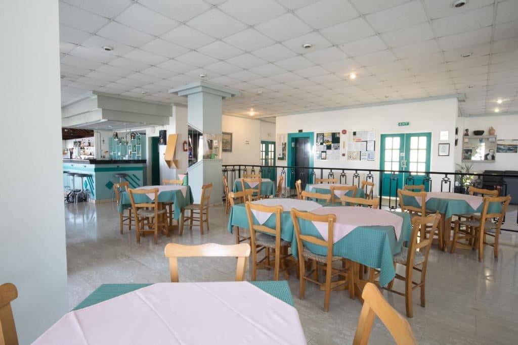 restaurants-debbiexenia-restaurant