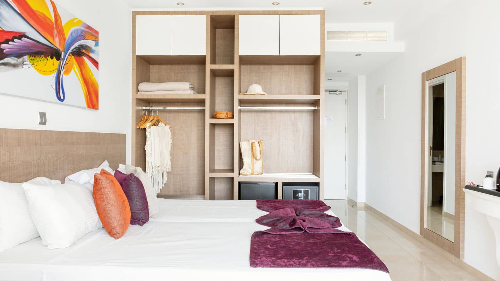 rooms-superior-room-seaview-terrace