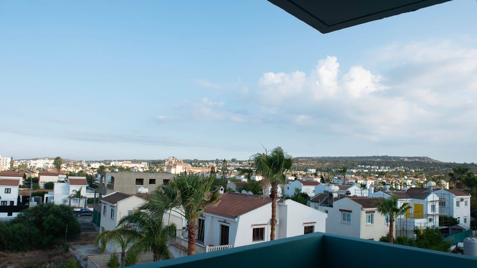 rooms-standard-studio-balcony