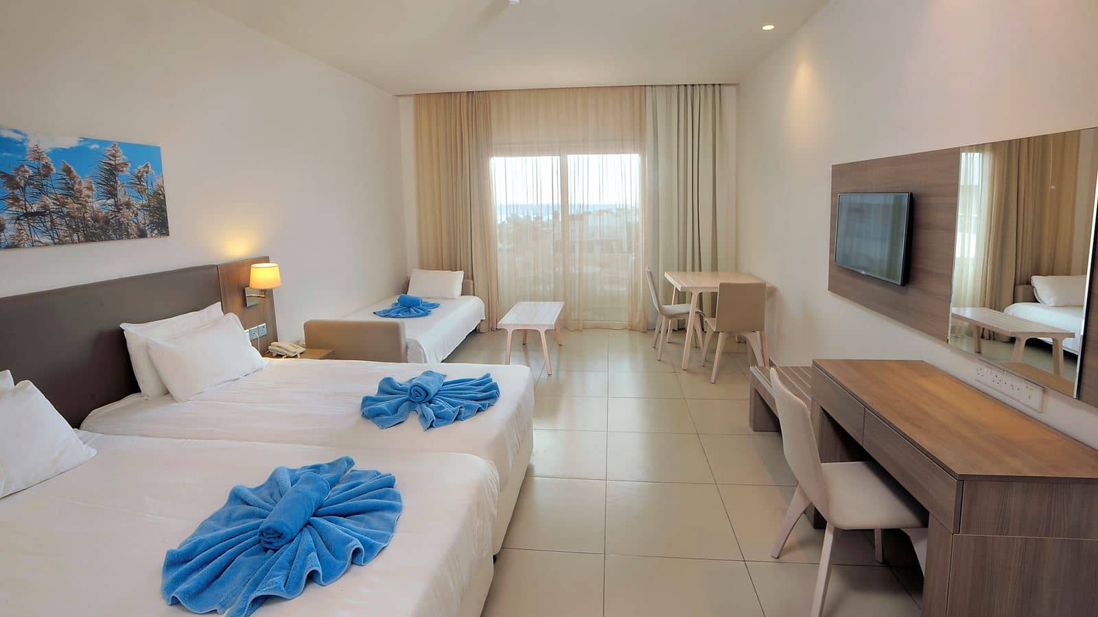 rooms-deluxe-studio
