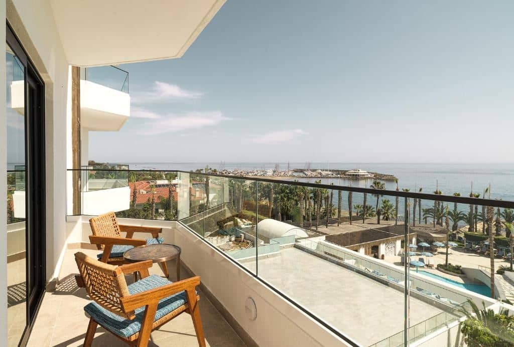 rooms-superior-room-sea-view