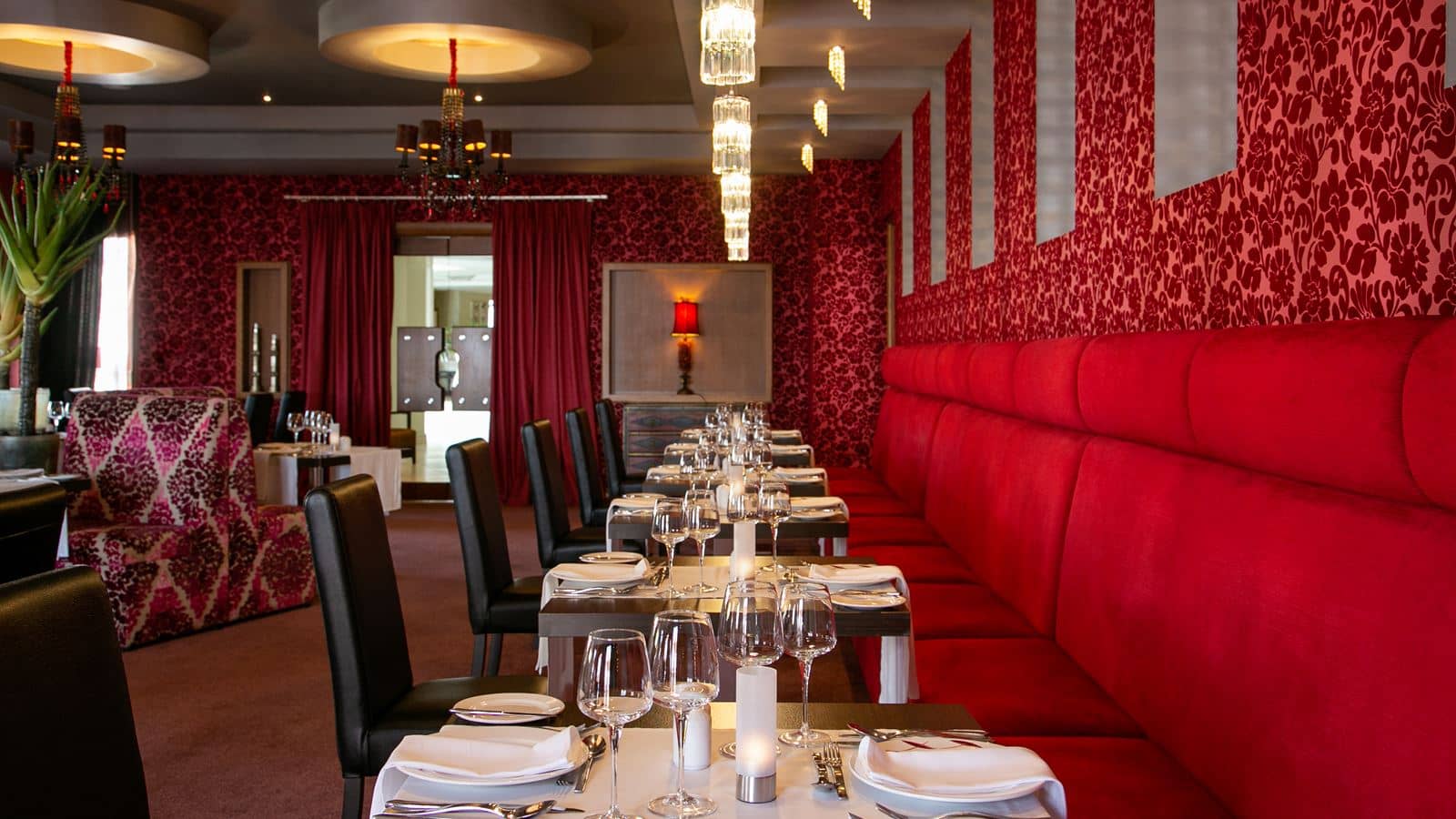 restaurants-restaurants