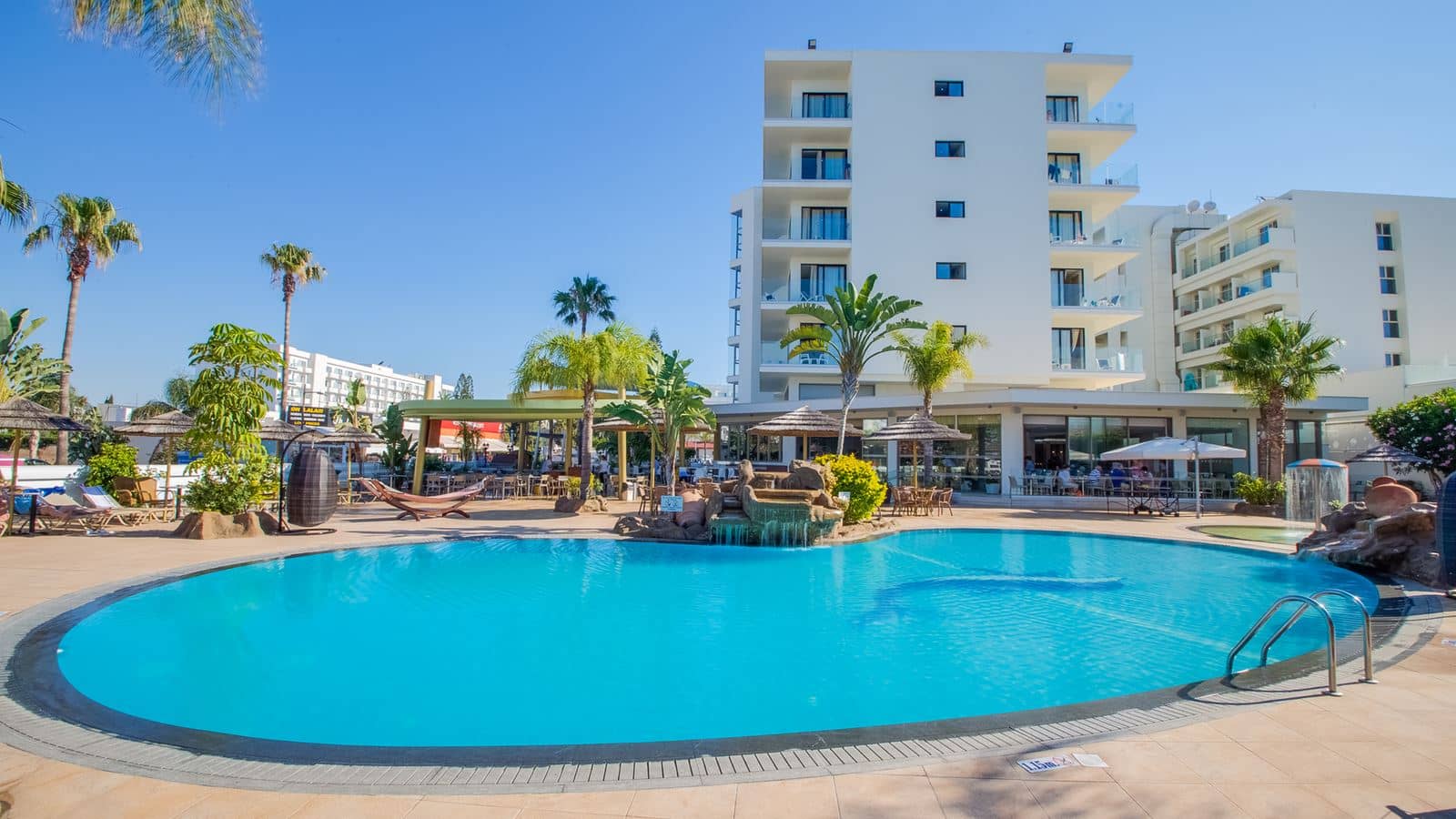 pools-outdoor-pool
