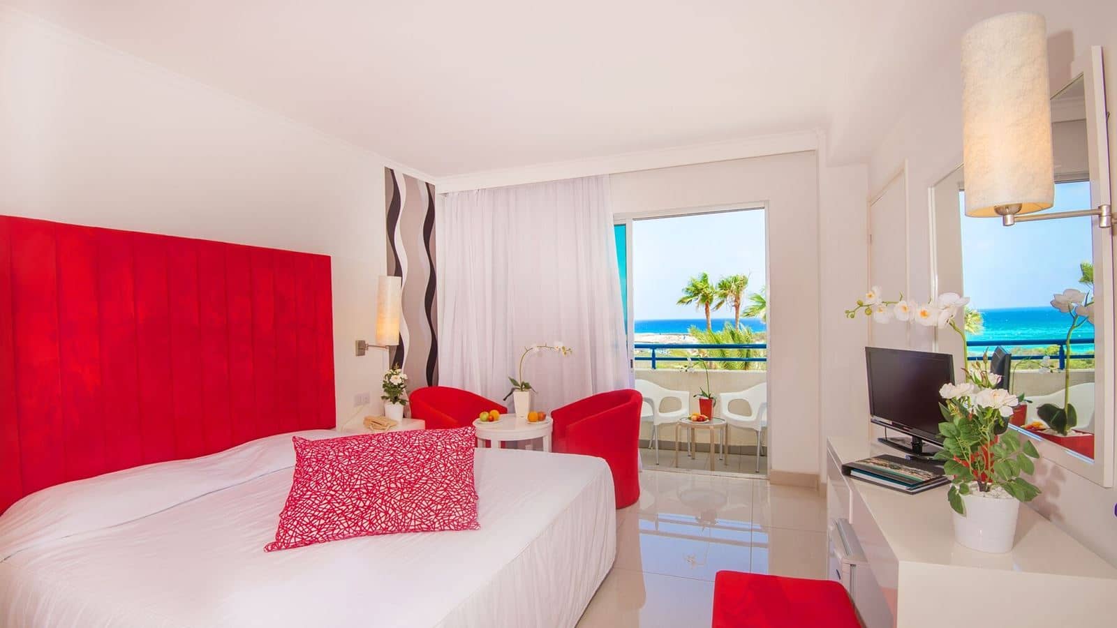 rooms-superior-room-seaview-balcony-or-terrace