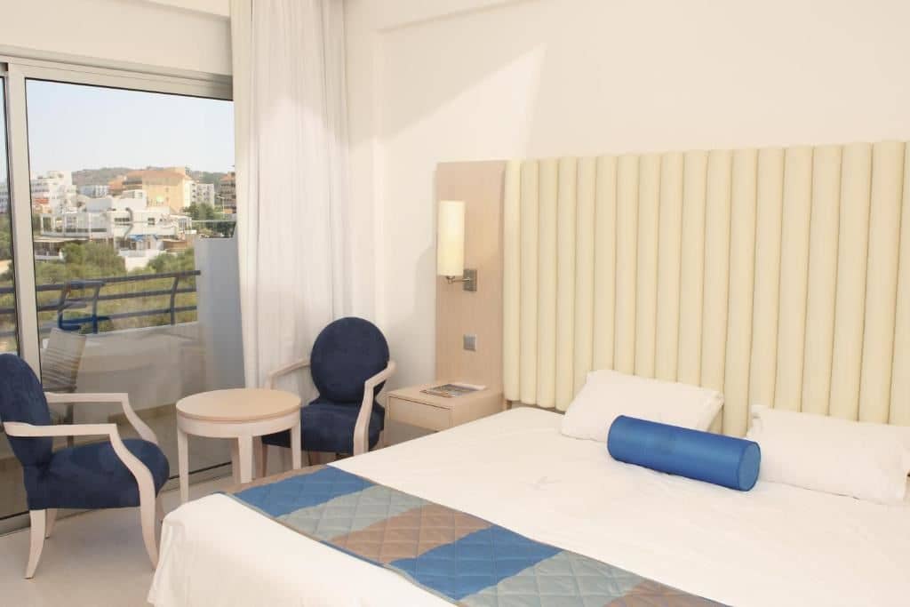 rooms-standard-room-balcony-or-terrace