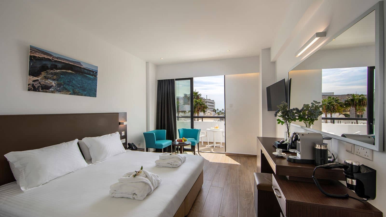 rooms-room-deluxe-sea-view