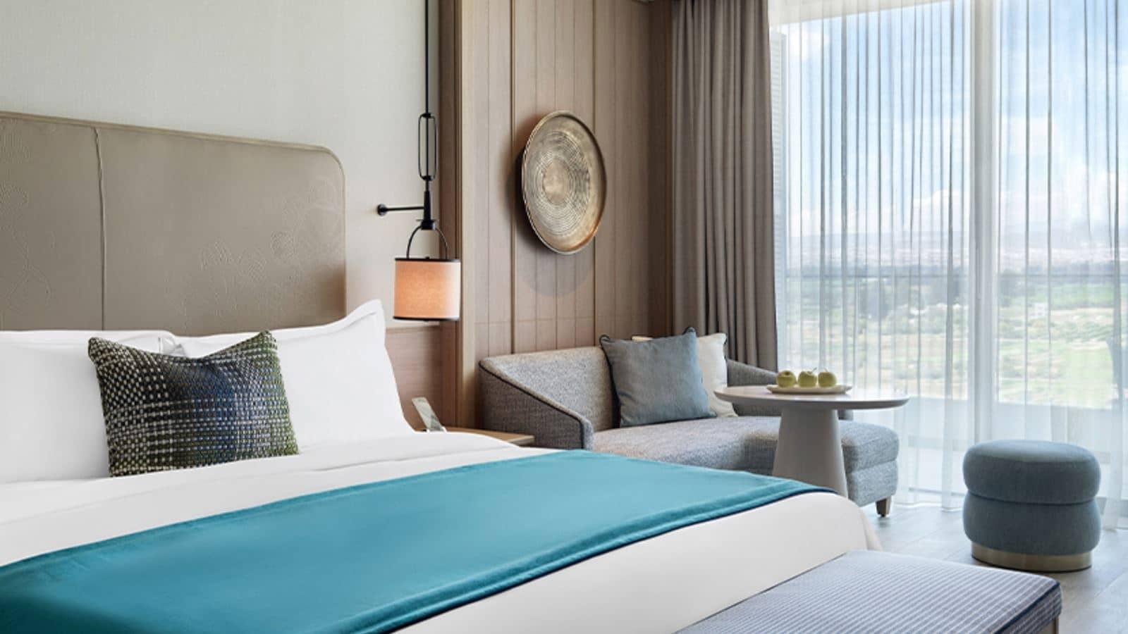 rooms-superior-room-inland-view-balcony