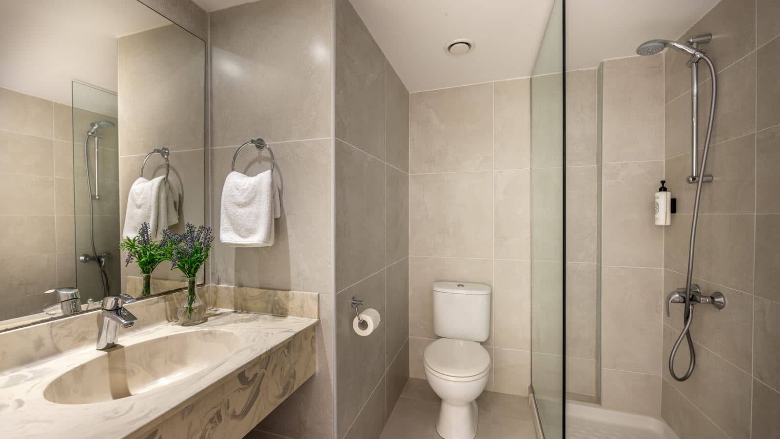 rooms-one-bedroom