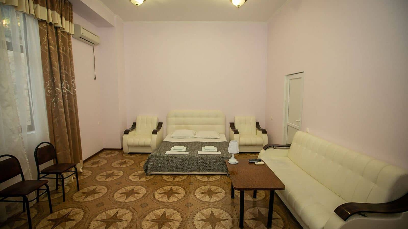 rooms-junior-suite