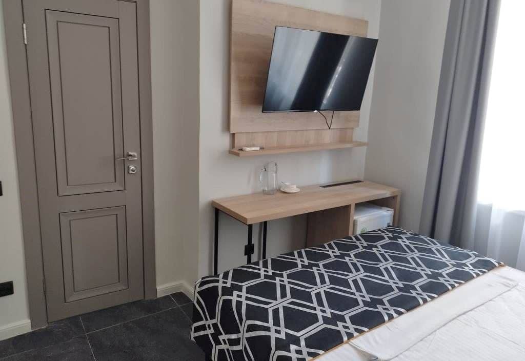 rooms-evro-corp-2