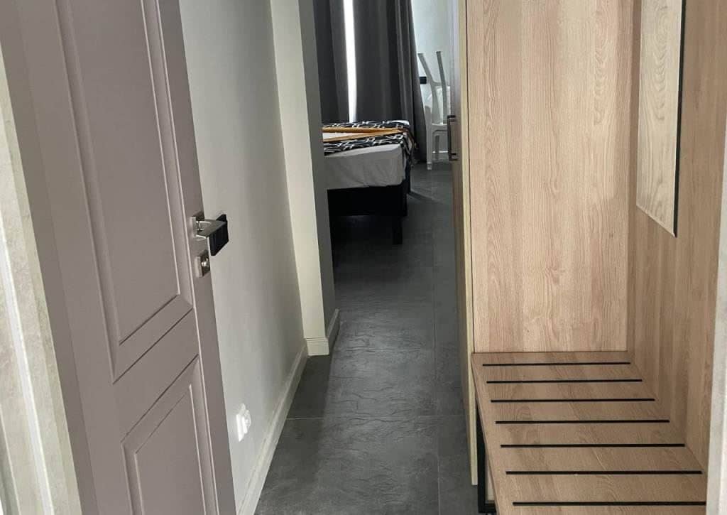 rooms-ecro-balcony-corp-1