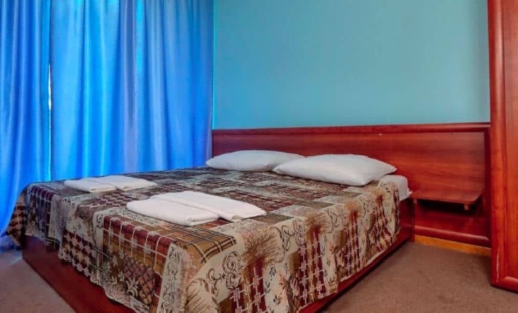 rooms-2-mestny-bez-udobstv