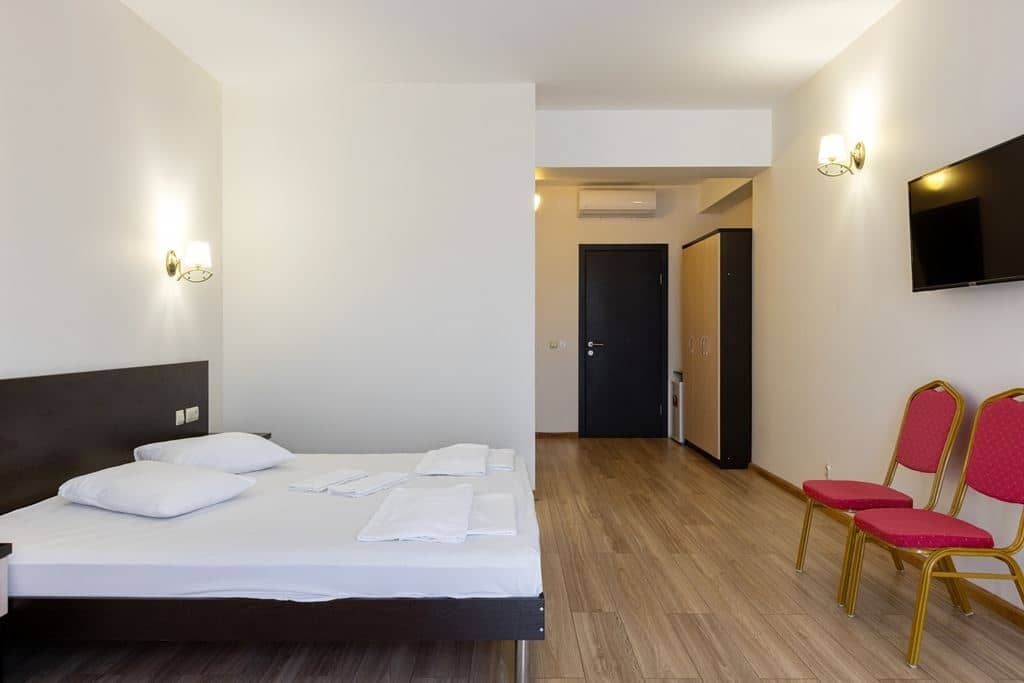 rooms-standart-jellow