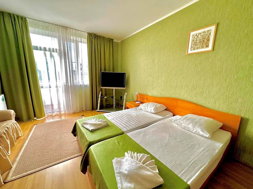 rooms-4mest-lux